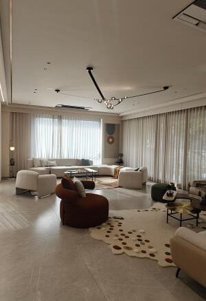 4 BHK Flat in Thaltej Shilaj Road, Ahmedabad