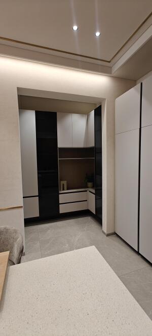4 BHK Flat in Thaltej Shilaj Road, Ahmedabad