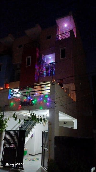 4 Bedroom House in New Gandhinagar Society, Rajkot