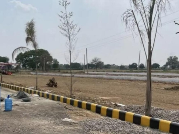 Yamuna Expressway Authority Plots