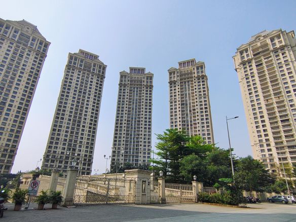 Hiranandani Fortune City