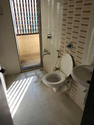 2 BHK Flat in Kasar Vadavali, Thane
