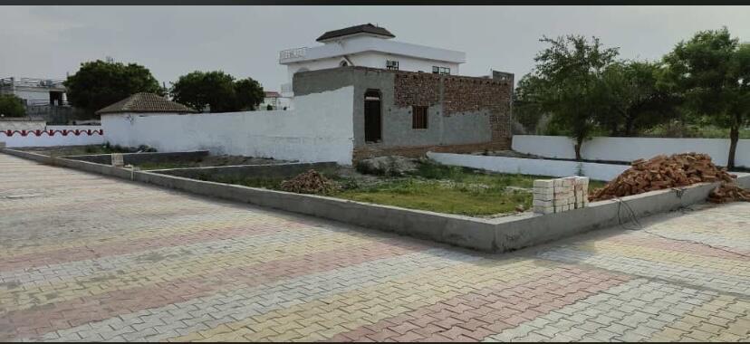 Residential land / Plot in Pari Chowk, Greater Noida