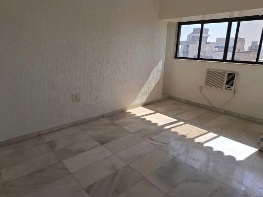 3 BHK Flat in Lokhandwala Andheri West, Mumbai