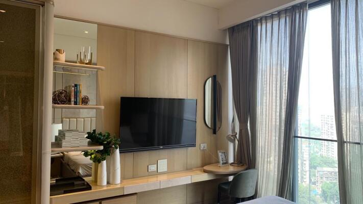 5 BHK Flat in Prabhadevi, Mumbai
