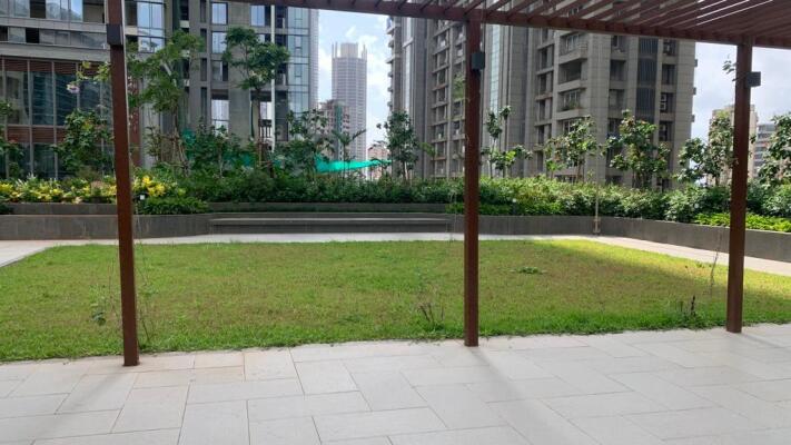 5 BHK Flat in Prabhadevi, Mumbai