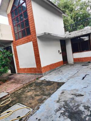 2 Bedroom House in Sigma 4, Greater Noida