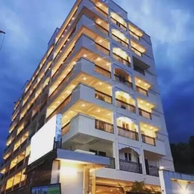2 BHK Flat in Rajpur Road, Dehradun