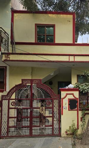 1 Bedroom House in Beta 1, Greater Noida