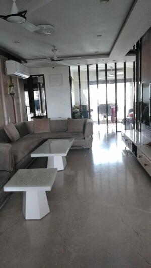4 BHK Flat in Laxmi Nagar, Thane West