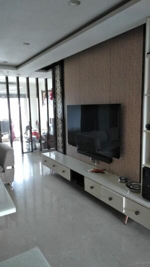 4 BHK Flat in Laxmi Nagar, Thane West