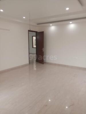 18 Bedroom House in Sector 23, Noida
