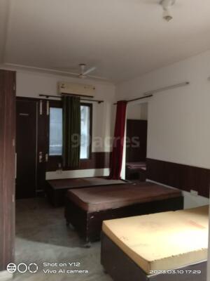 6 Bedroom House in Sector 56, Noida