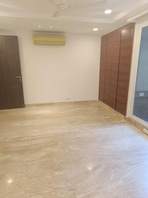 4 BHK Independent Builder Floor in Vasant Vihar, Delhi