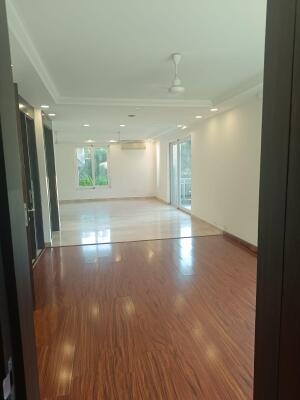 4 BHK Independent Builder Floor in Vasant Vihar, Delhi