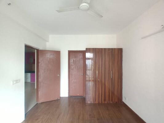 3 BHK Flat in Sector 16C, Greater Noida