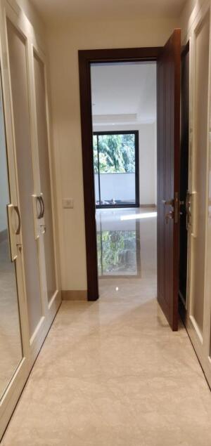 4 BHK Independent Builder Floor in Shanti Niketan, Delhi
