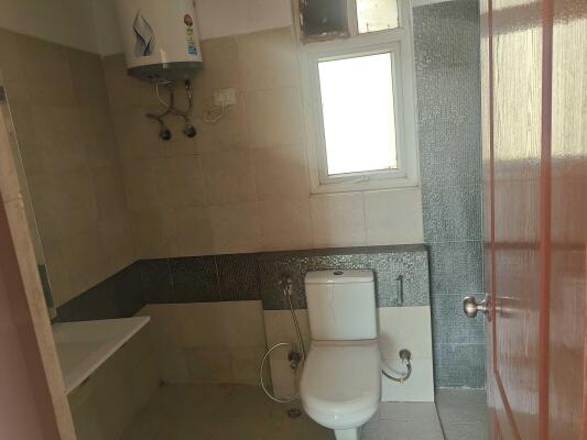 3 BHK Flat in Sector 104, Noida