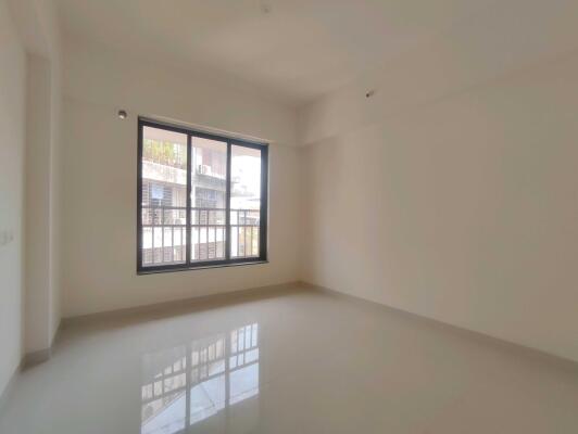 2 BHK Flat in Naupada, Thane West