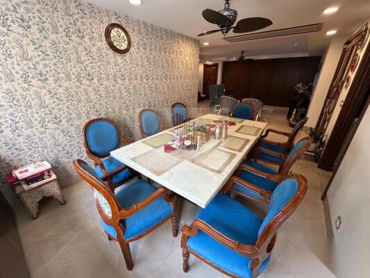 4 BHK Independent Builder Floor in Nizamuddin East, Delhi