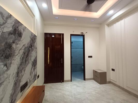 3 BHK Independent Builder Floor in Gyan Khand 1, Ghaziabad