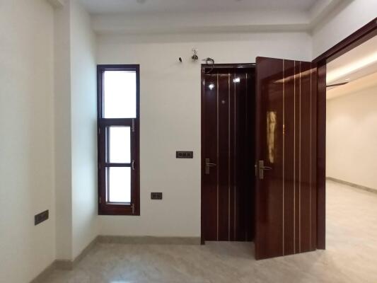 3 BHK Independent Builder Floor in Gyan Khand 1, Ghaziabad