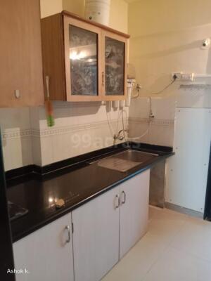 1 BHK Flat in Mulund West, Mumbai