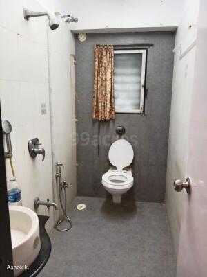 1 BHK Flat in Mulund West, Mumbai