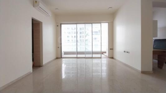 4 BHK Flat in Malad East, Mumbai