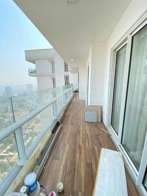 4 BHK Flat in Malad East, Mumbai