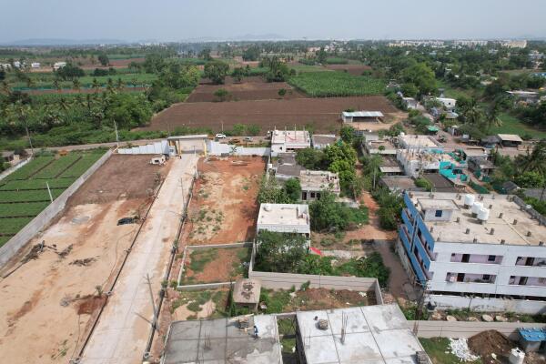 Residential land / Plot in Peda Palakaluru, Guntur