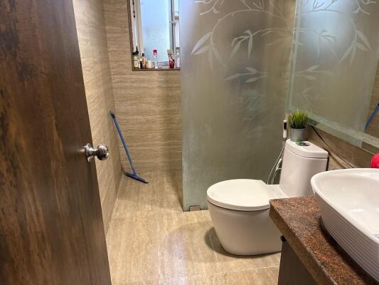 3 BHK Flat in Hiranandani Meadows, Manpada