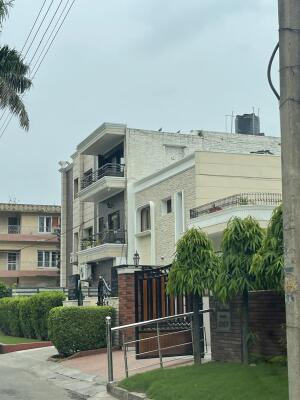 6 Bedroom House in Sector 18 Chandigarh