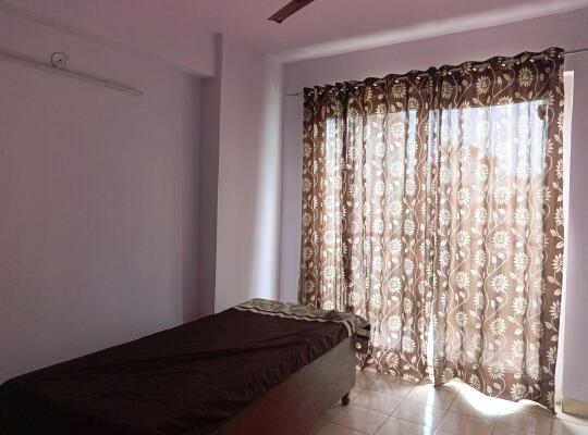 2 BHK Flat in Sector 70, Faridabad