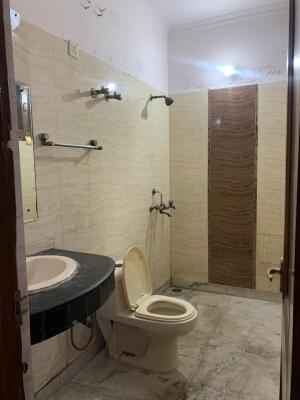 9 Bedroom House in Sector 46, Noida