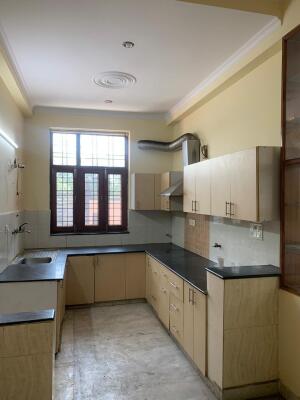 9 Bedroom House in Sector 46, Noida
