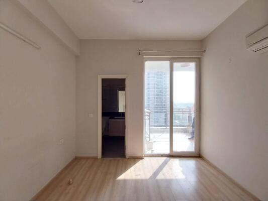 4 BHK Flat in Sector 81, Gurgaon