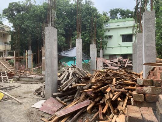 2 BHK Flat in Bansdroni, Kolkata