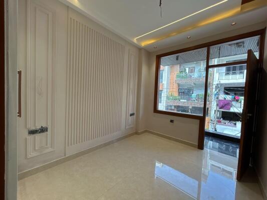 4 BHK Independent Builder Floor in Niti Khand 1, Ghaziabad