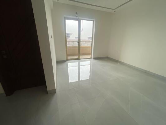 4 BHK Flat in Ramprastha Greens, Ghaziabad