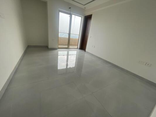 4 BHK Flat in Ramprastha Greens, Ghaziabad