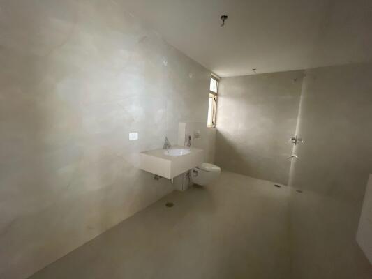 4 BHK Flat in Ramprastha Greens, Ghaziabad