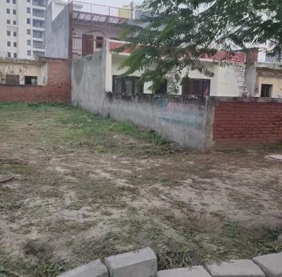 Residential land / Plot in Sector 41, Noida