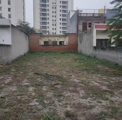 Residential land / Plot in Sector 41, Noida