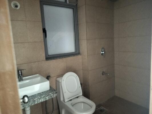 2 BHK Flat in Majiwada, Thane