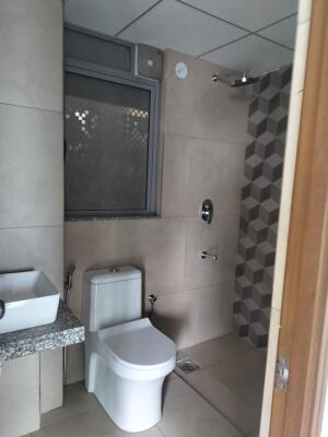 2 BHK Flat in Majiwada, Thane