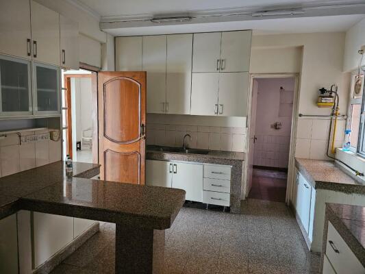 4 BHK Flat in MG Road, Gurgaon