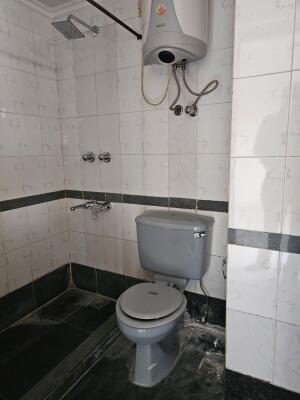 4 BHK Flat in MG Road, Gurgaon
