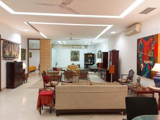 4 BHK Independent Builder Floor in Sarvodaya Enclave, Delhi