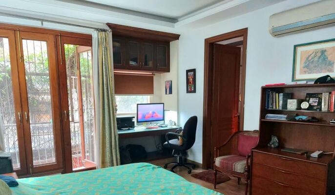4 BHK Independent Builder Floor in Sarvodaya Enclave, Delhi